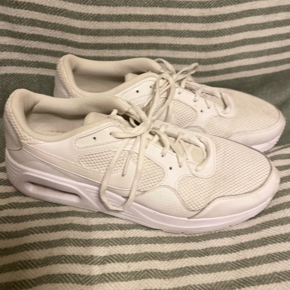 Nike Shoes - Nike White on White Sneakers Size 11